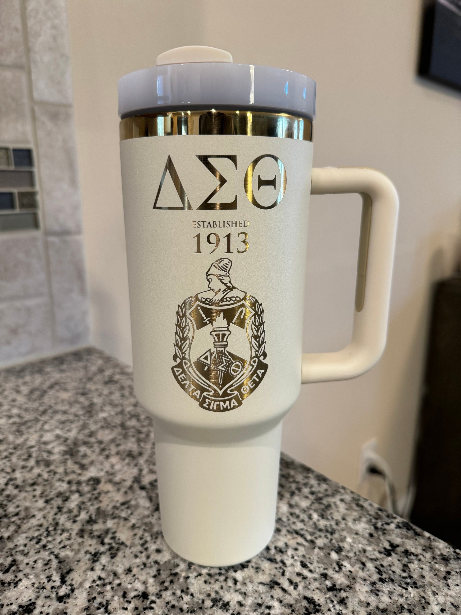 Custom Engraved Delta Sigma Theta 40oz Tumbler